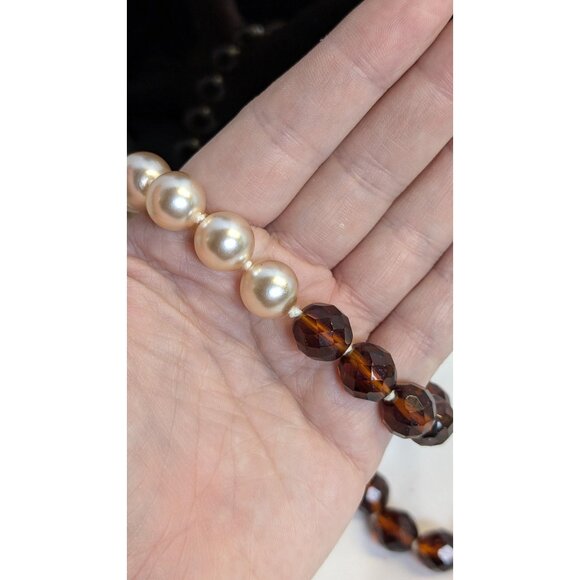 3 for $30 vintage two tone faux pearl and resin necklace | costume jewelry - Picture 9 of 10